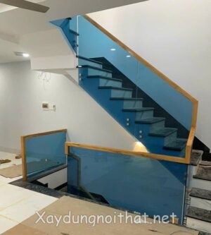 Mẫu cầu thang kính đẹp