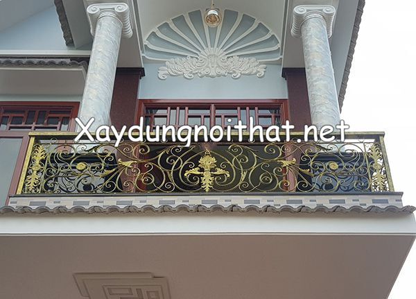 Mẫu lan can ban công sắt mỹ thuật đẹp