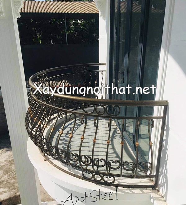 Mẫu lan can ban công sắt mỹ thuật đẹp