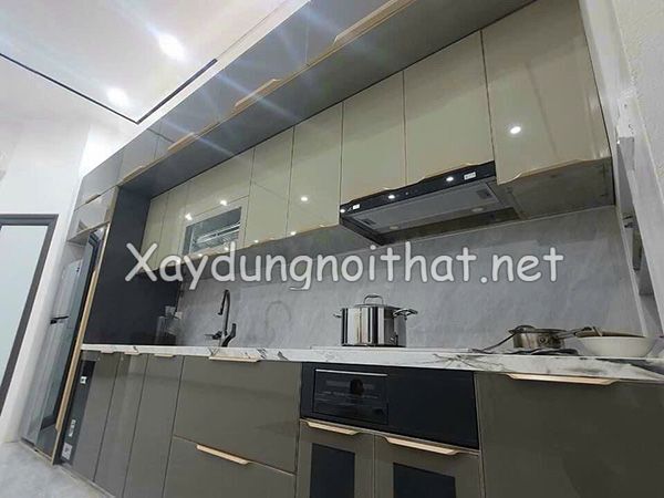 tu bep nhom canh kinh cuong luc 18