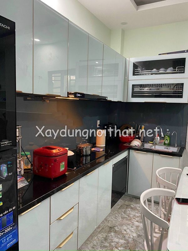 tu bep nhom canh kinh cuong luc 27