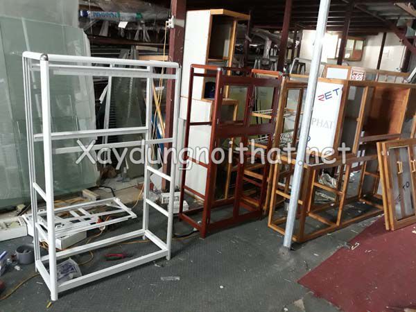 Top 50 Mẫu Tủ Bếp Treo Tường Nhôm Kính Đẹp – Xem Báo Giá Mới Nhất! tu bep treo tuong nhom kinh 30