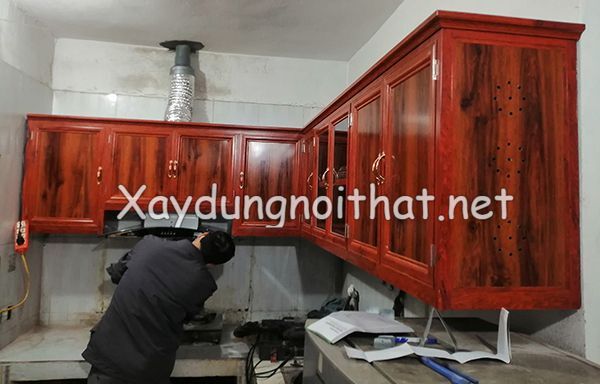 Top 50 Mẫu Tủ Bếp Treo Tường Nhôm Kính Đẹp – Xem Báo Giá Mới Nhất! tu bep treo tuong nhom kinh 42