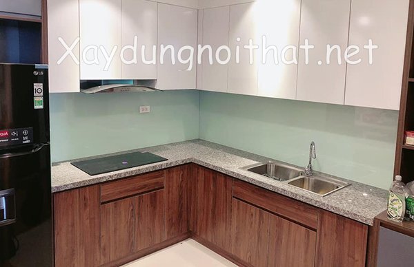 Top Mẫu Kính Ốp Bếp Màu Trắng Sữa Đẹp – Xem Ngay Báo Giá Ưu Đãi kinh bep mau trang sua 10