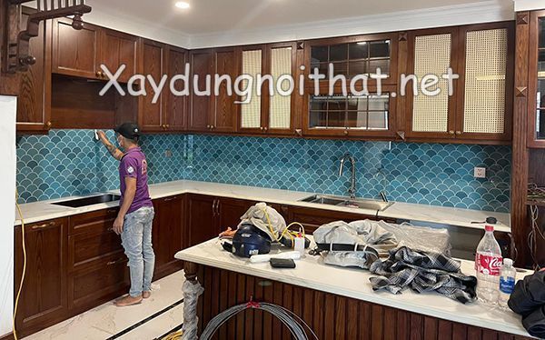 Kính Ốp Bếp Giá Bao Nhiêu? Xem Ngay Mẫu Đẹp Đang “Hot” Nhất kinh op bep 38