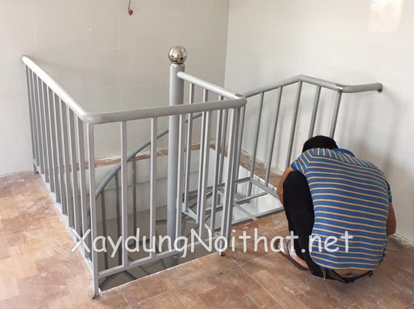 Tổng Hợp 50 Mẫu Lan Can Cầu Thang Sắt Đẹp – Xem Báo Giá Ưu Đãi! Lan can cau thang sat 38