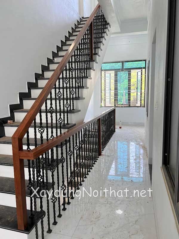 Tổng Hợp 50 Mẫu Lan Can Cầu Thang Sắt Đẹp – Xem Báo Giá Ưu Đãi! Lan can cau thang sat 44