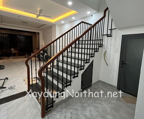 Tổng Hợp 50 Mẫu Lan Can Cầu Thang Sắt Đẹp – Xem Báo Giá Ưu Đãi! Lan can cau thang sat 45