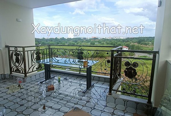 lan can sat san thuong 12