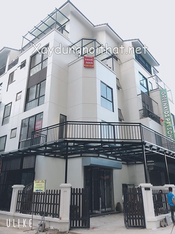 Mãu lan can sắt sân thượng đẹp