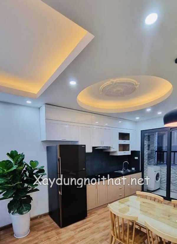 tran thach cao phong bep 32