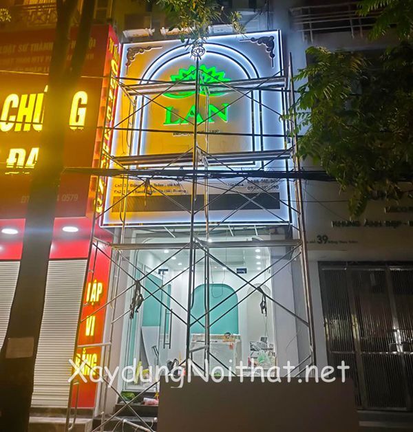 bang hieu quang cao spa 71