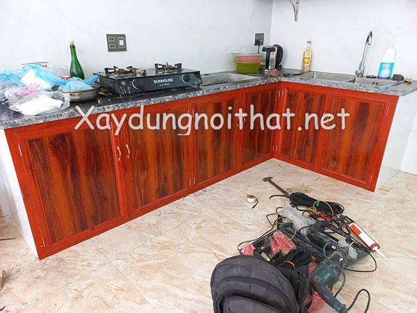 canh cua nhom tu bep 33