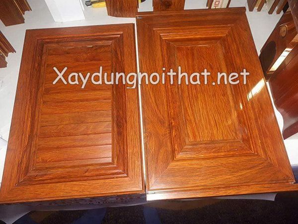 Mẫu tủ bếp nhôm kính nhỏ, đơn giản