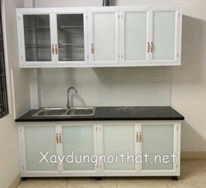 Mẫu tủ bếp nhôm kính nhỏ, đơn giản