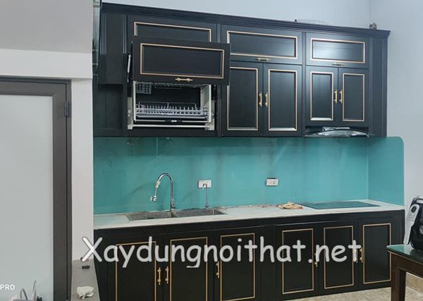Mẫu tủ bếp nhôm kính nhỏ, đơn giản