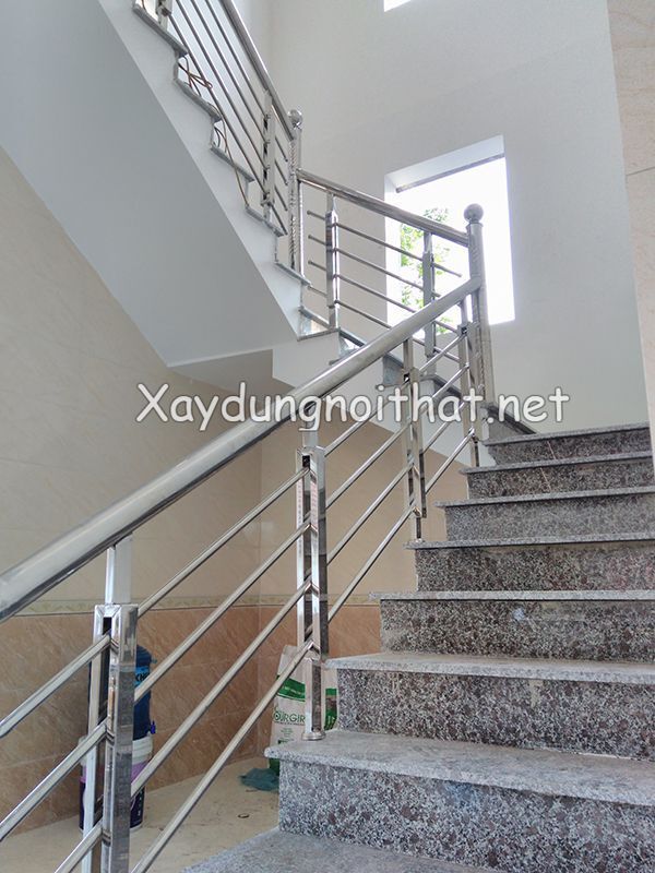 Top 50 Mẫu Cầu Thang Inox Đẹp Nhất – Giá Rẻ Không Thể Bỏ Qua! cau thang inox 15