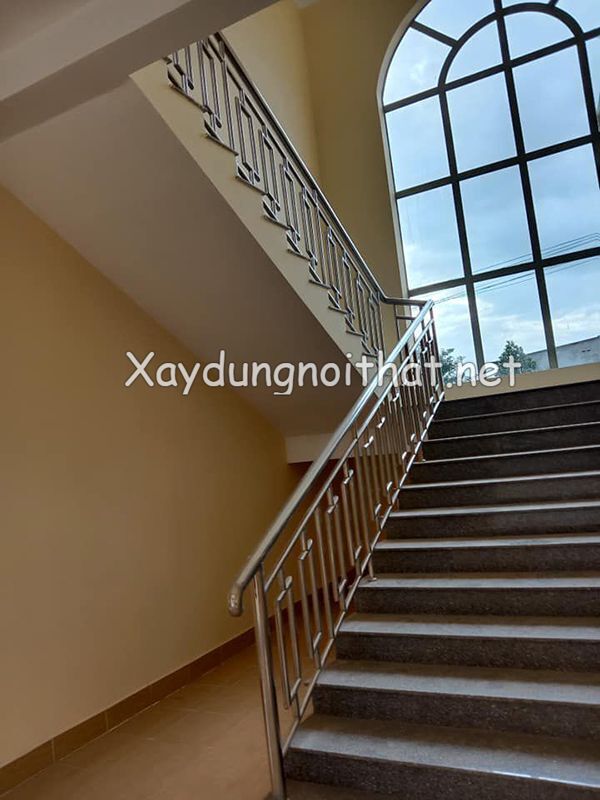 Top 50 Mẫu Cầu Thang Inox Đẹp Nhất – Giá Rẻ Không Thể Bỏ Qua! cau thang inox 19