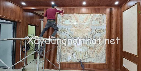 Vách Tivi Ốp Nhựa Đẹp: Xu Hướng Trang Trí Hiện Đại Cho Phòng Khách thi cong op nhua vach tivi 2