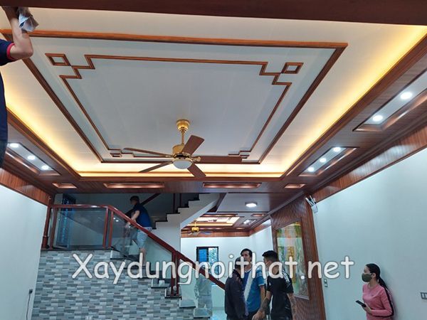 Khám Phá Mẫu Trần Nhựa Giật Cấp Đẹp Khiến Nhà Bạn “Lột Xác”! trn nhua giat cap 11