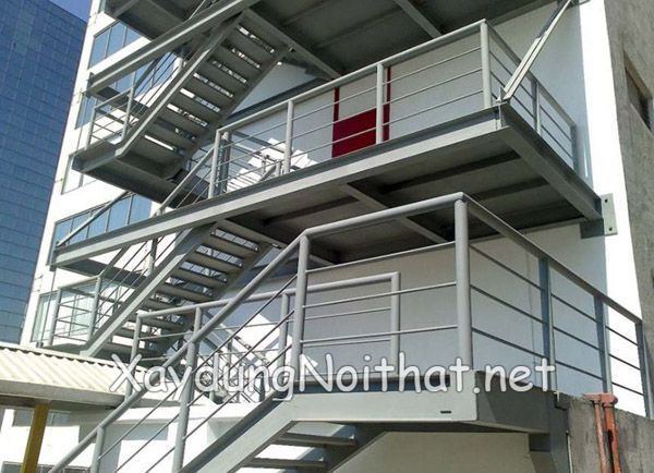Top 30 Mẫu Cầu Thang Sắt Thoát Hiểm Bền Đẹp – Xem Ngay Báo Giá cau thang sat thoat hiem 8