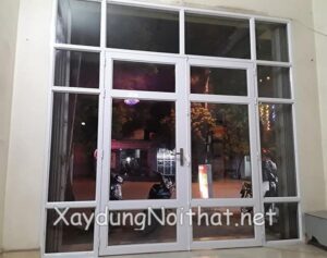 Mẫu cửa nhôm cỏ đẹp