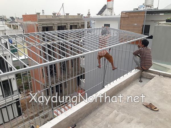 Báo Giá Khung Sắt Bảo Vệ Mới Nhất – Xem Ngay 30 Mẫu Đẹp, An Toàn! khung sat bao ve 24