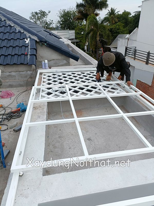 Báo Giá Khung Sắt Bảo Vệ Mới Nhất – Xem Ngay 30 Mẫu Đẹp, An Toàn! khung sat bao ve 27