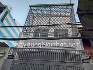 Khung sắt bảo vệ ban công