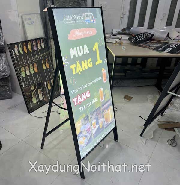 Làm Bảng Hiệu Hộp Đèn Đẹp – Xem Báo Giá & 50 Mẫu Hot Nhất Hiện Nay bang hieu hop den 27