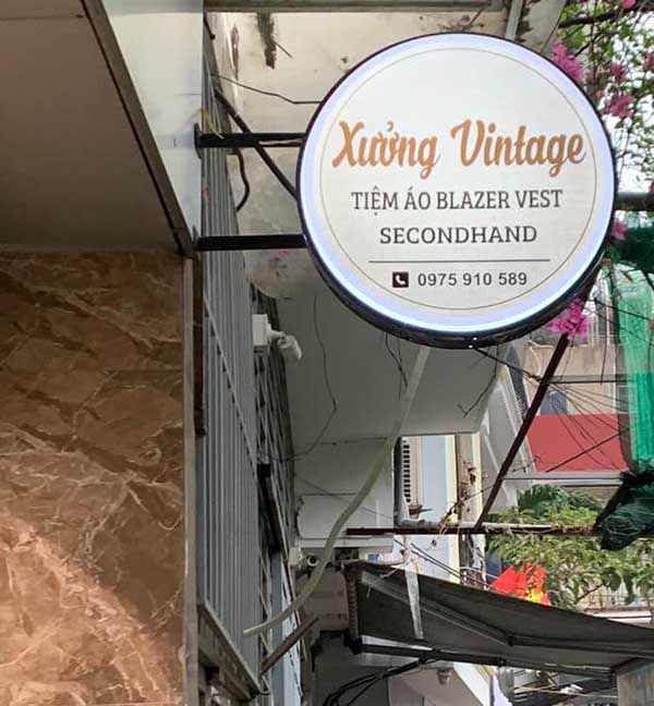 Làm Bảng Hiệu Hộp Đèn Đẹp – Xem Báo Giá & 50 Mẫu Hot Nhất Hiện Nay bang hieu hop den 30