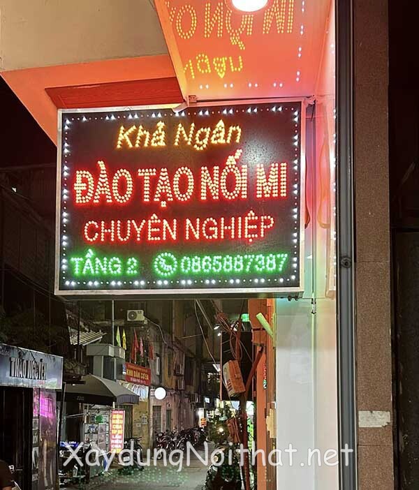 bang quang cao led 1