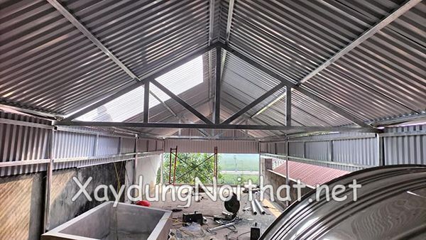 Mái Tôn Sân Thượng Đẹp – Xem Ngay Mẫu Hot & Giá Thi Công Cực Tốt! mai ton san thuong 6