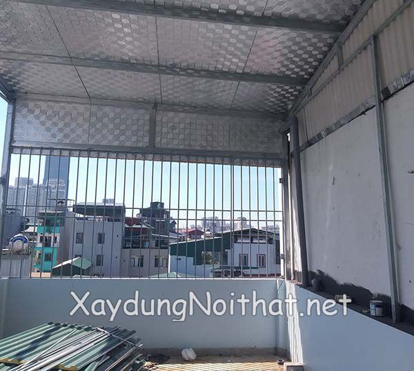 Mái Tôn Sân Thượng Đẹp – Xem Ngay Mẫu Hot & Giá Thi Công Cực Tốt! mai ton san thuong 9